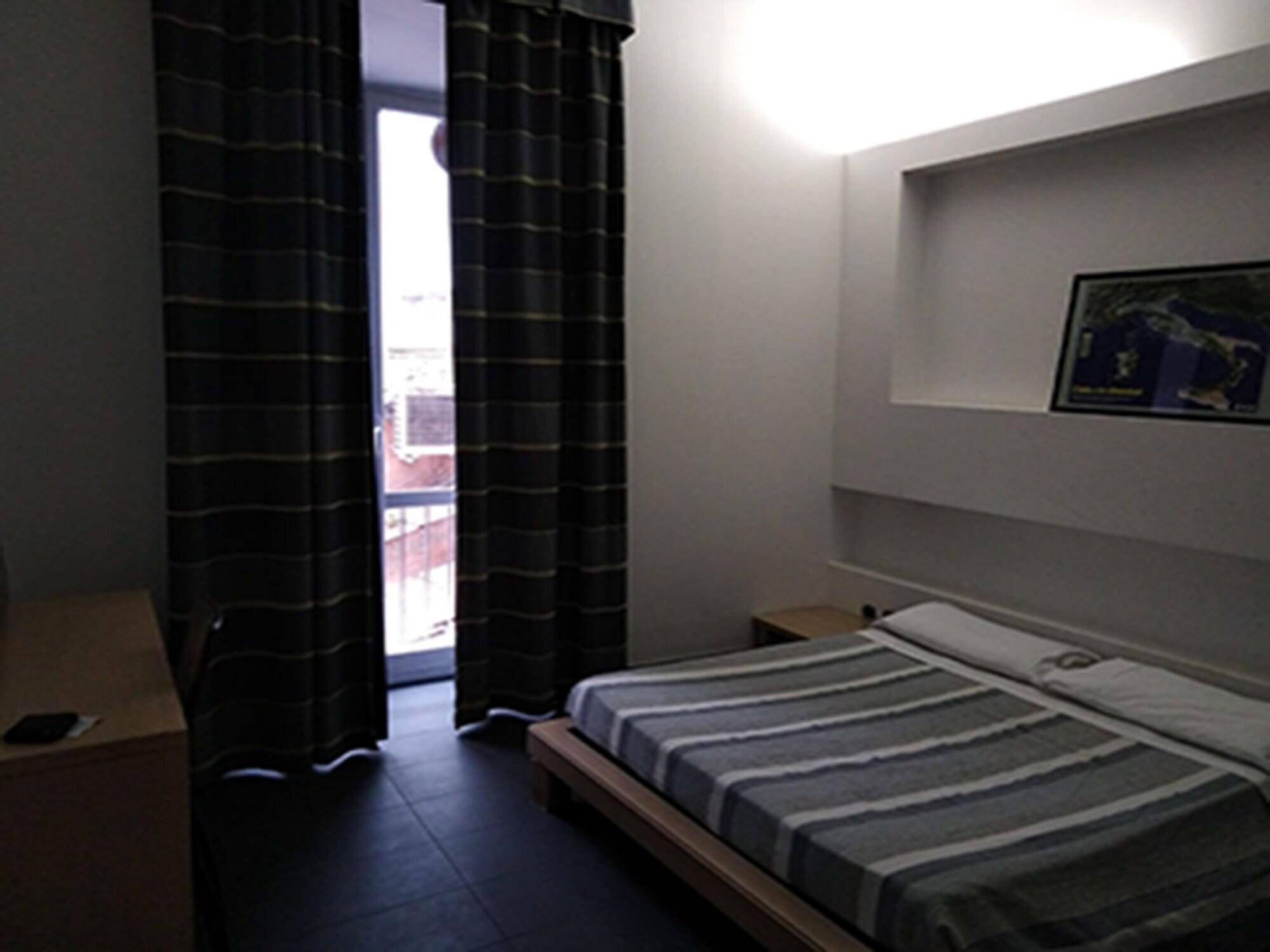 M&J Place Hostel Rome Roma Exterior foto